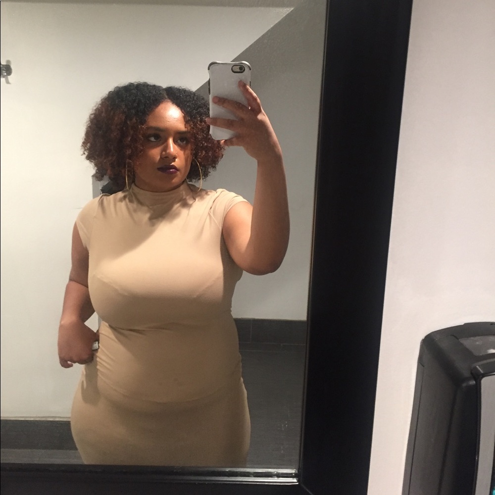 Meet your Posher, Alla